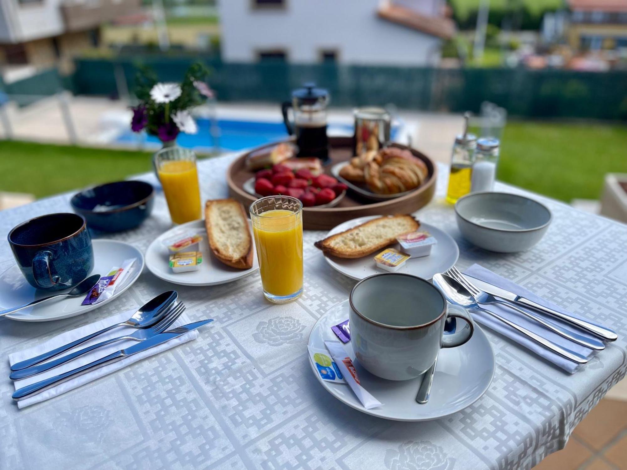 Villa Los Olivos Bárcena de Cicero Buitenkant foto